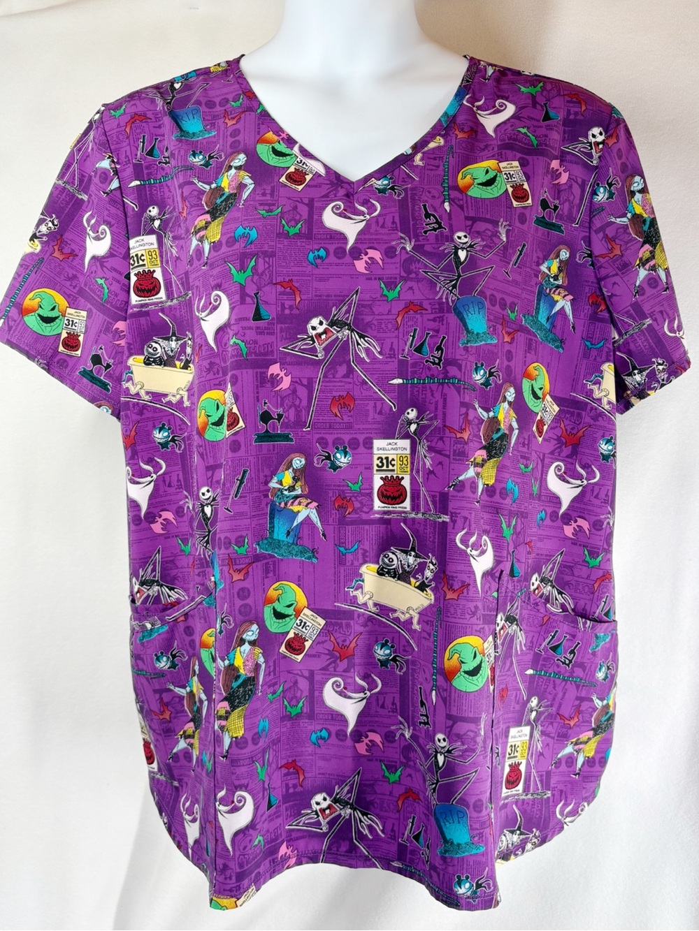 Halloween Nightmare Before Christmas Women's Stretch Scrub Top 2XL